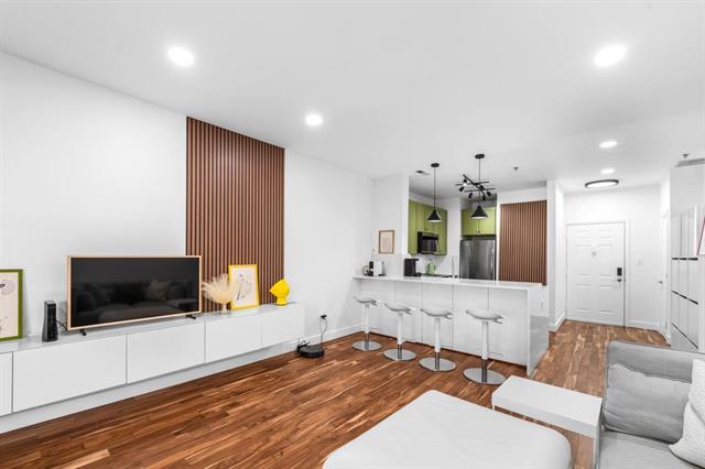 Renovated 2-bedroom, 2-bath residence at Hudson Club, Port Imperial